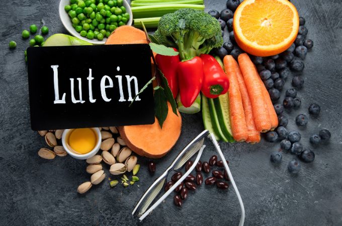 ल्यूटिन के प्राकृतिक स्रोत - lutein foods in Hindi
