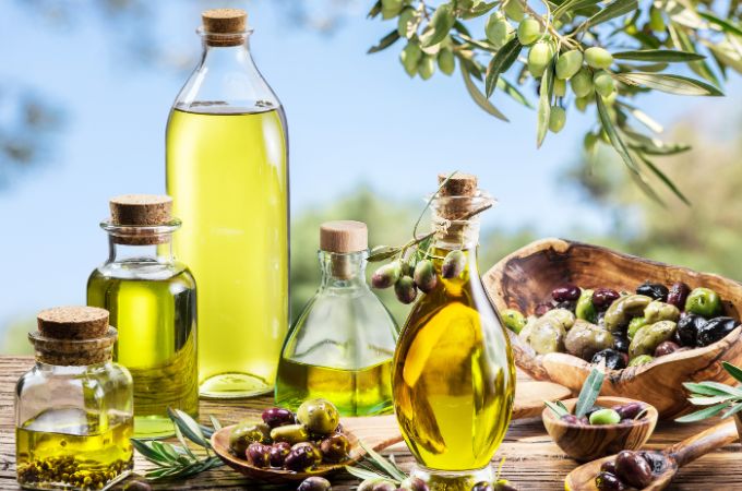 Olive Oil: Best Hormone Balancing Foods 